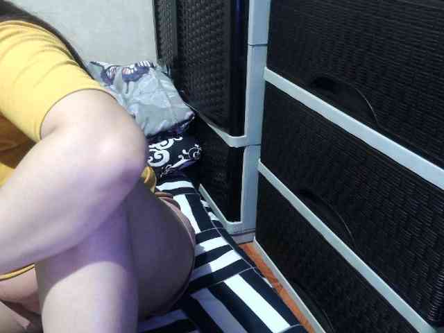 Cassiee webcam