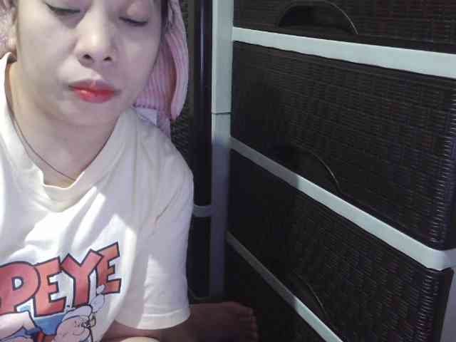 Cassiee webcam