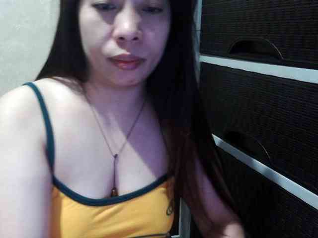 Cassiee webcam