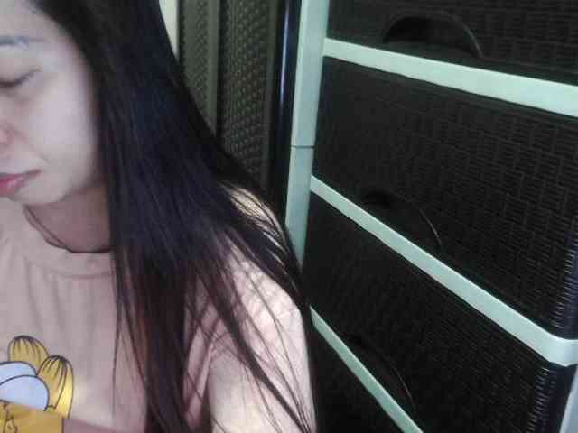Cassiee webcam
