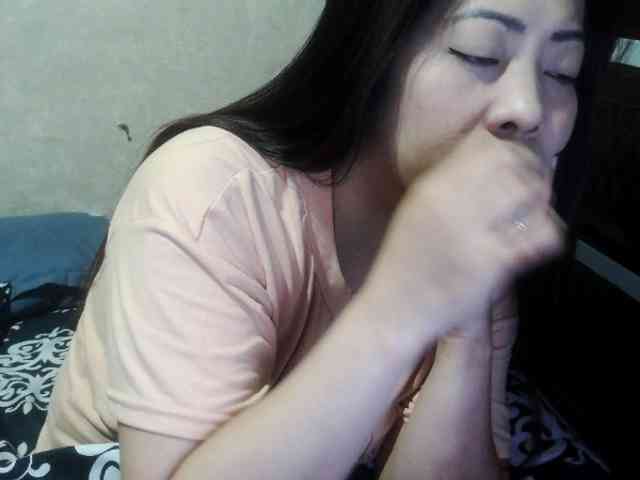 Cassiee webcam