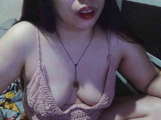 Cassiee webcam