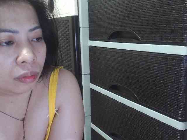 Cassiee webcam