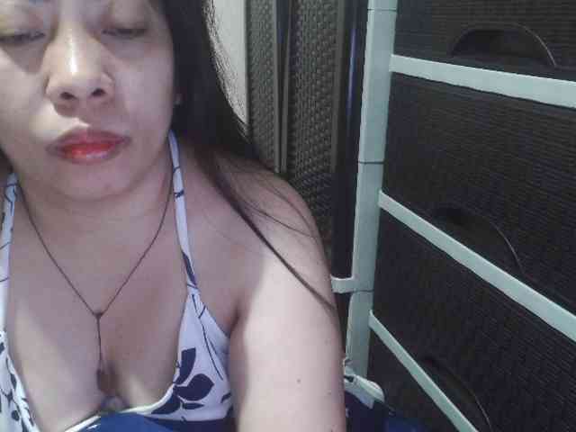 Cassiee webcam