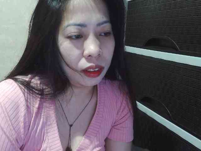 Cassiee webcam