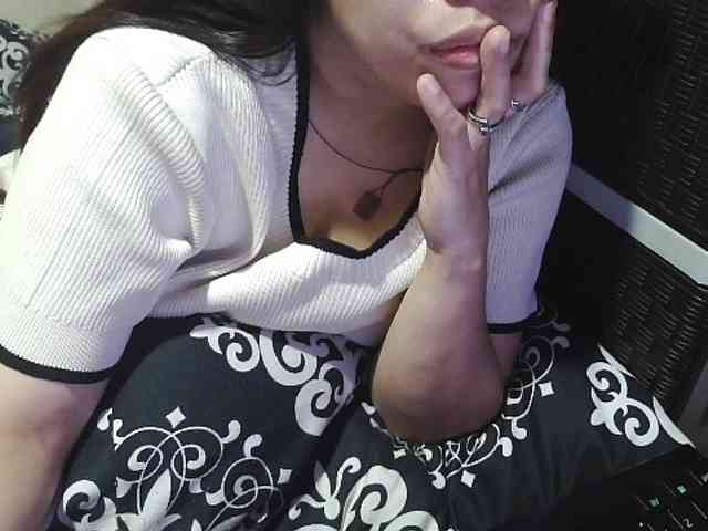 Cassiee webcam