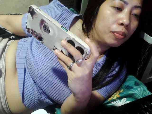 Cassiee webcam