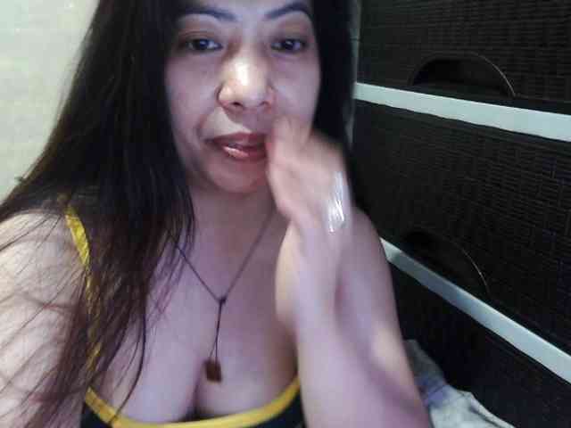 Cassiee webcam