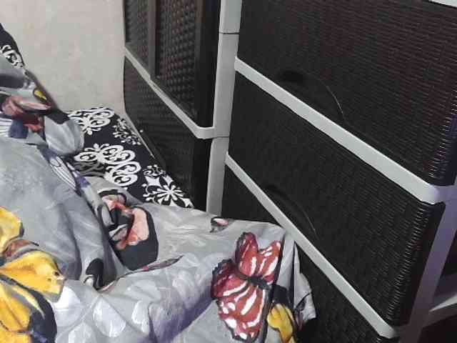 Cassiee webcam