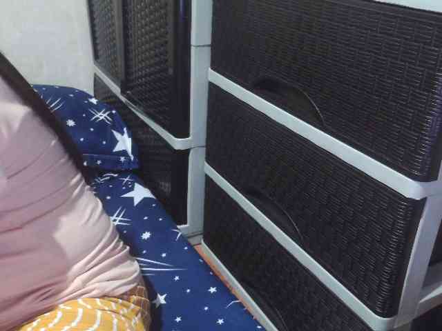 Cassiee webcam