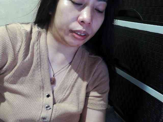 Cassiee webcam