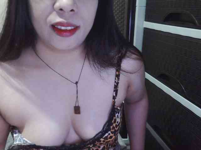 Cassiee webcam