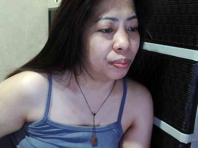 Cassiee webcam