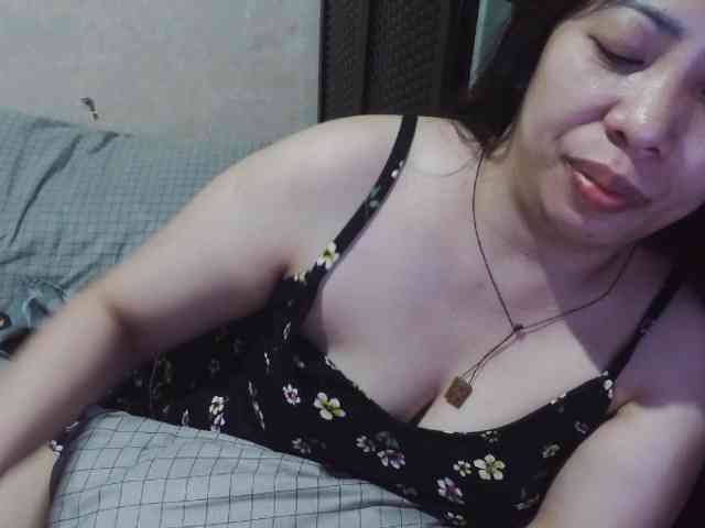 Cassiee webcam