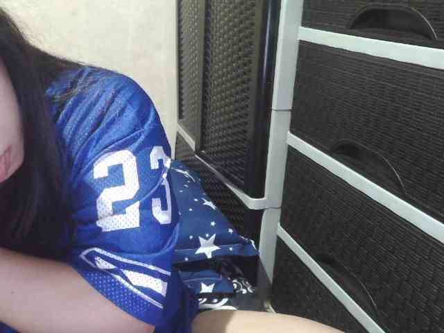 Cassiee webcam