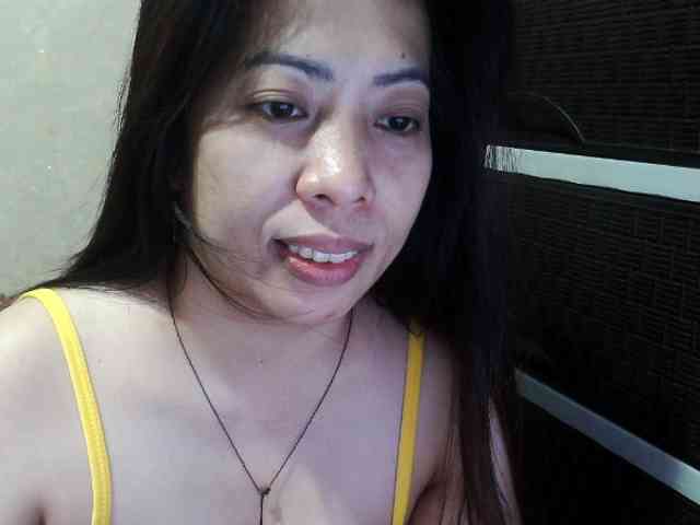 Cassiee webcam