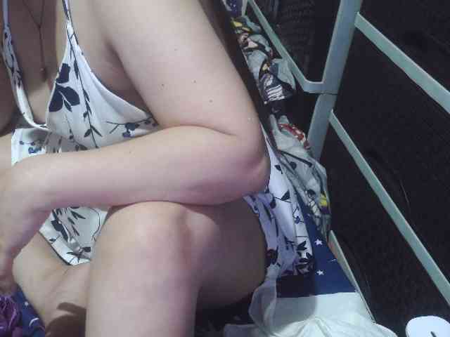 Cassiee webcam