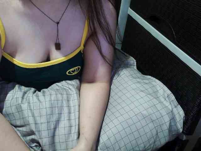 Cassiee webcam