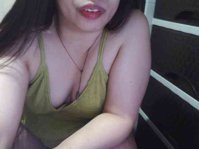 Cassiee webcam