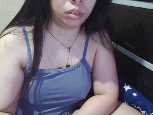 Cassiee webcam