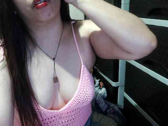 Cassiee webcam