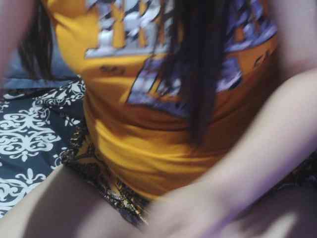 Cassiee webcam