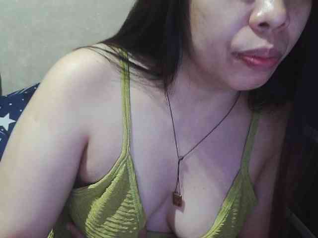 Cassiee webcam