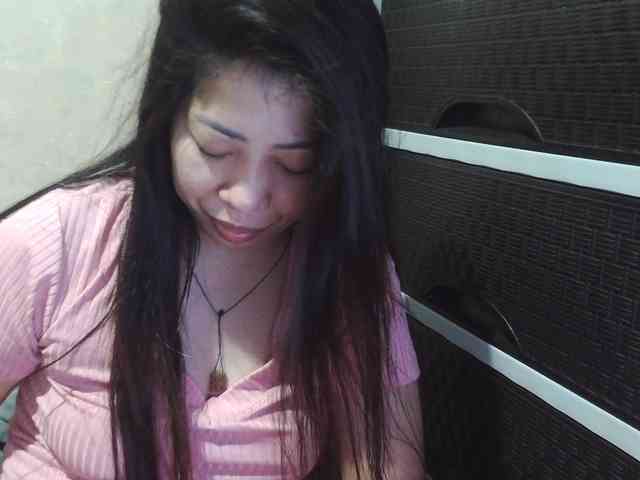 Cassiee webcam