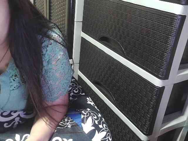 Cassiee webcam