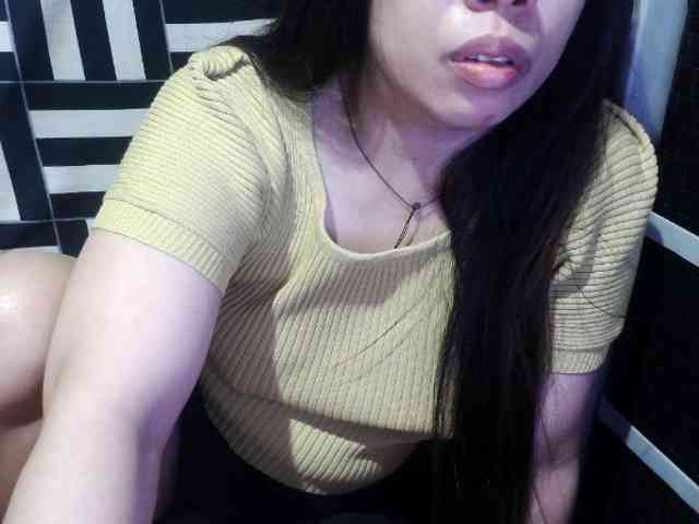 Cassiee webcam