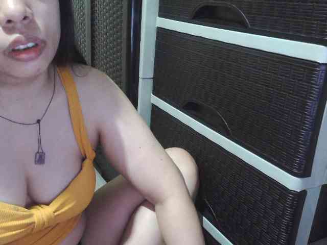 Cassiee webcam