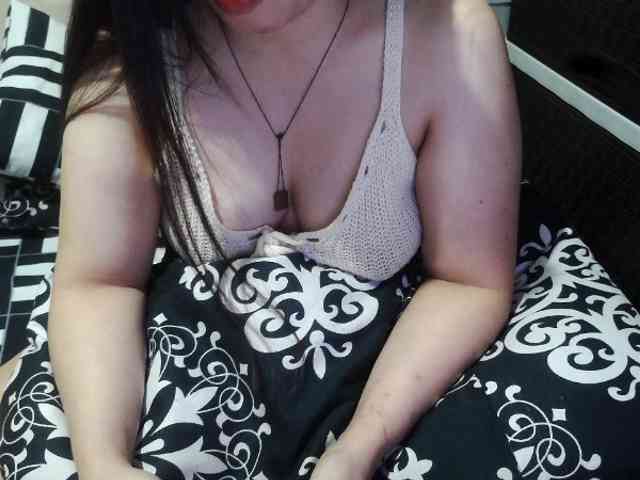 Cassiee webcam