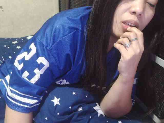 Cassiee webcam