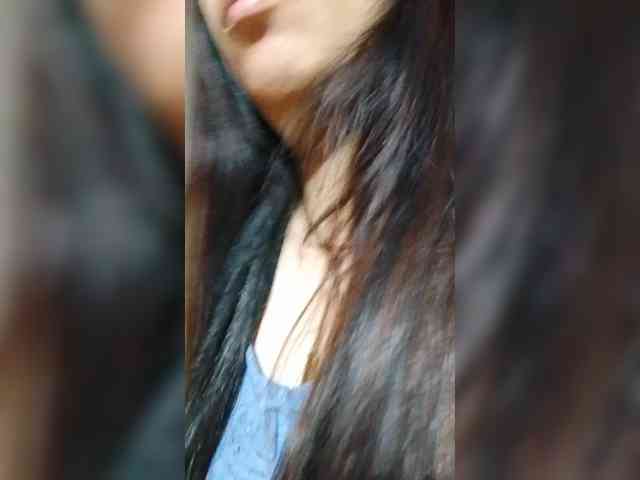 Cassiee webcam