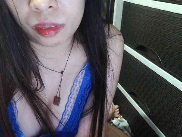 Cassiee webcam