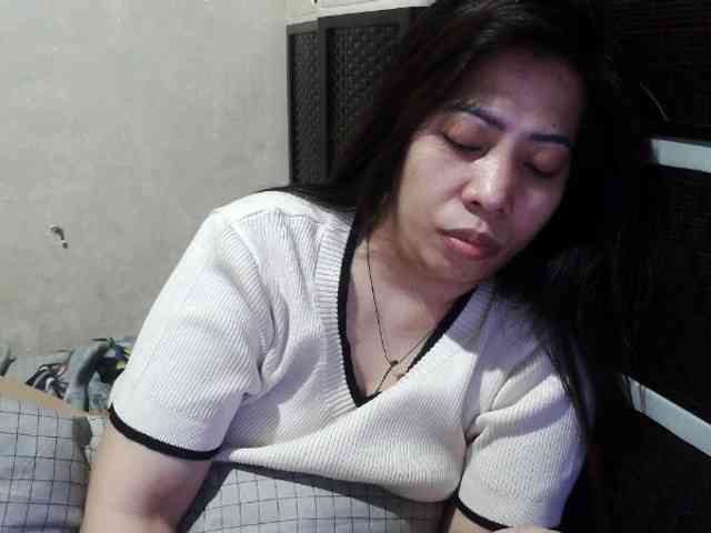 Cassiee webcam
