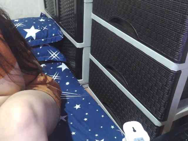 Cassiee webcam