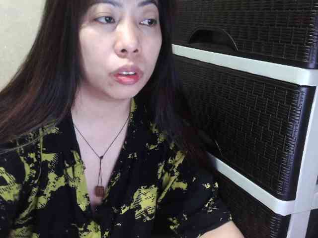 Cassiee webcam
