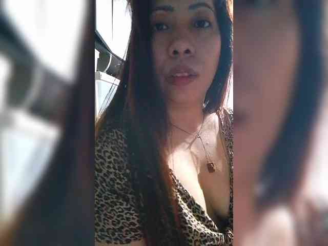 Cassiee webcam