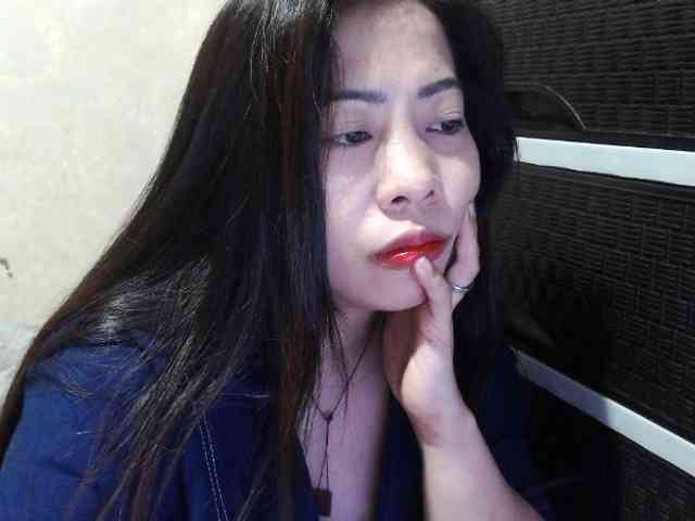Cassiee webcam