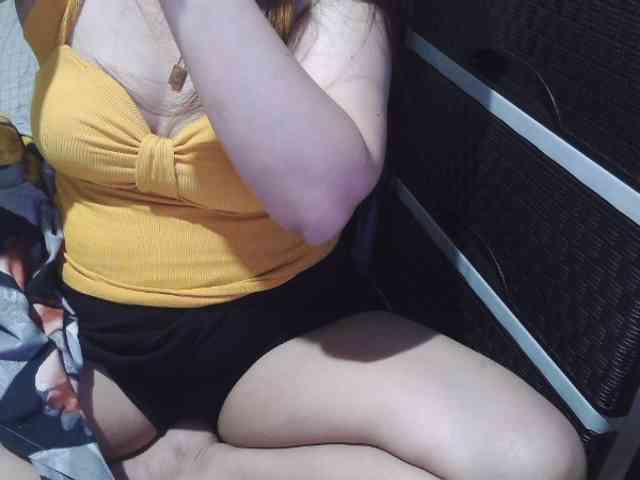 Cassiee webcam