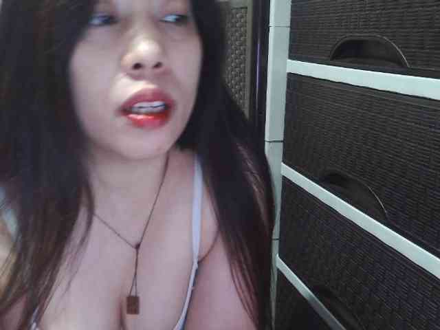 Cassiee webcam