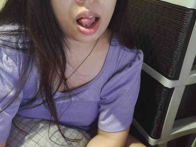 Cassiee webcam