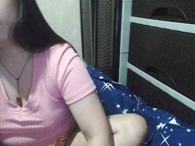 Cassiee webcam