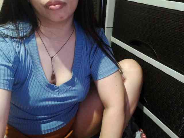 Cassiee webcam