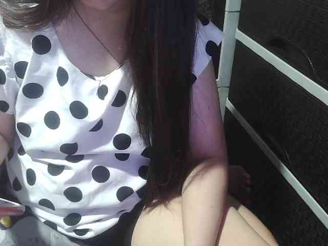 Cassiee webcam