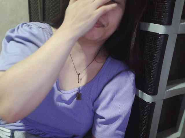 Cassiee webcam