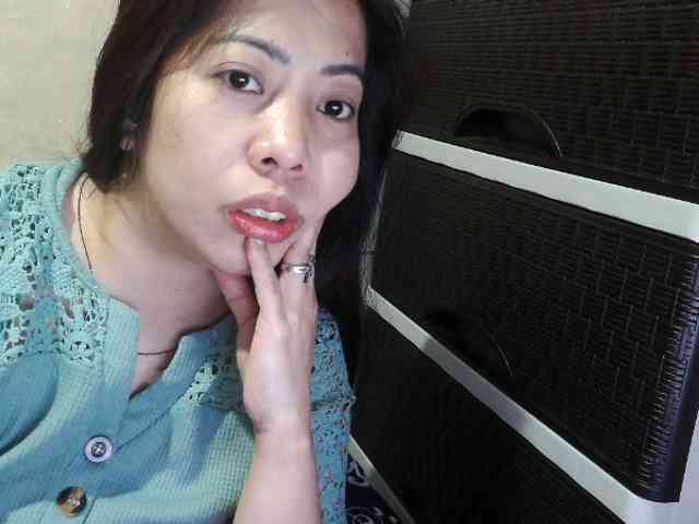 Cassiee webcam