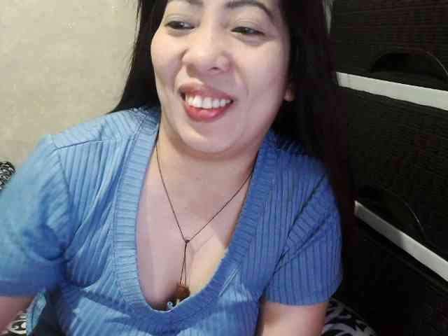 Cassiee webcam