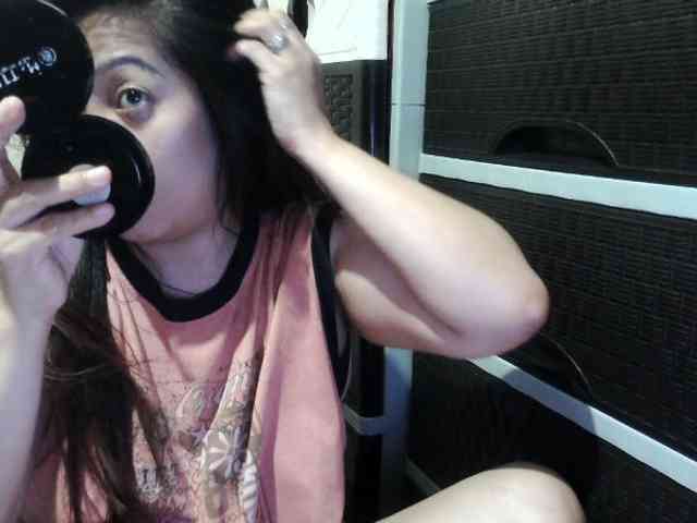 Cassiee webcam